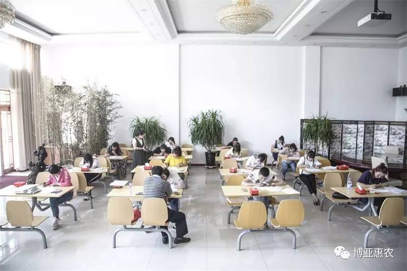 苗圃核算員參加公司財務系統(tǒng)業(yè)務知識考試